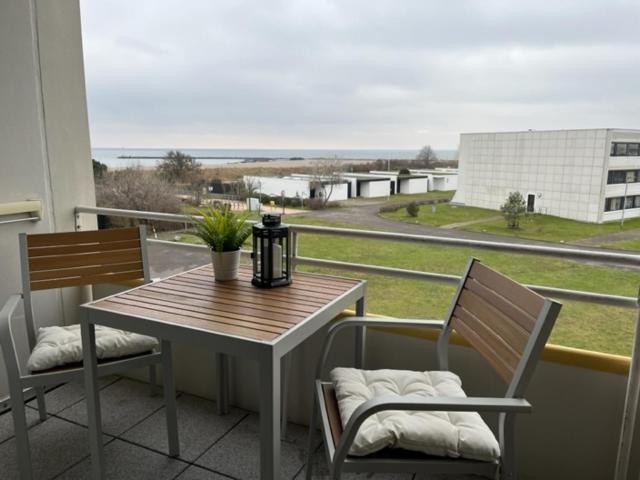 Quartier Suedstrand - Ferienwohnung Mit Meerblick Фехмарн Екстериор снимка