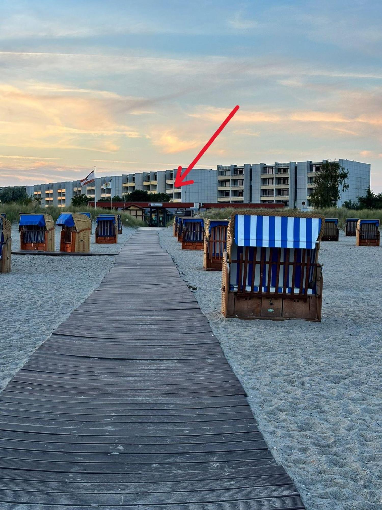 Quartier Suedstrand - Ferienwohnung Mit Meerblick Фехмарн Екстериор снимка